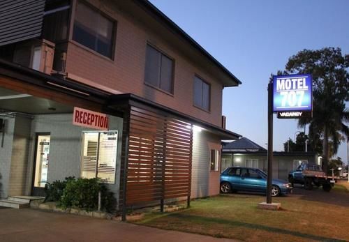Motel 707 Emerald Exterior foto